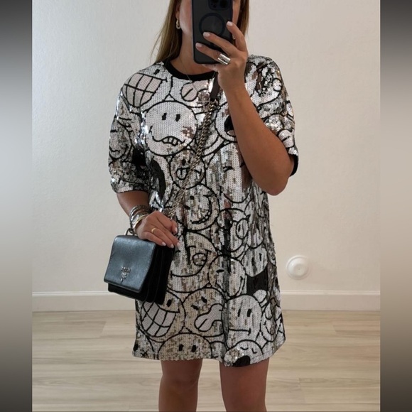 Sequins Mini Dress - Picture 3 of 4